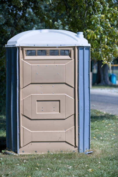 Best Porta potty delivery and setup  in Alton, IA