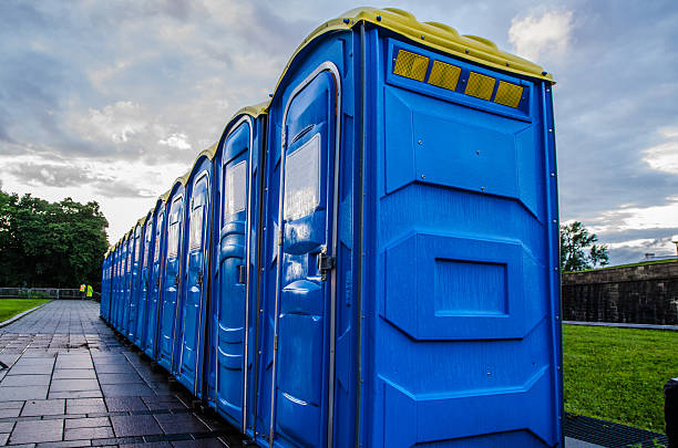 Porta potty rental for outdoor events in Alton, IA